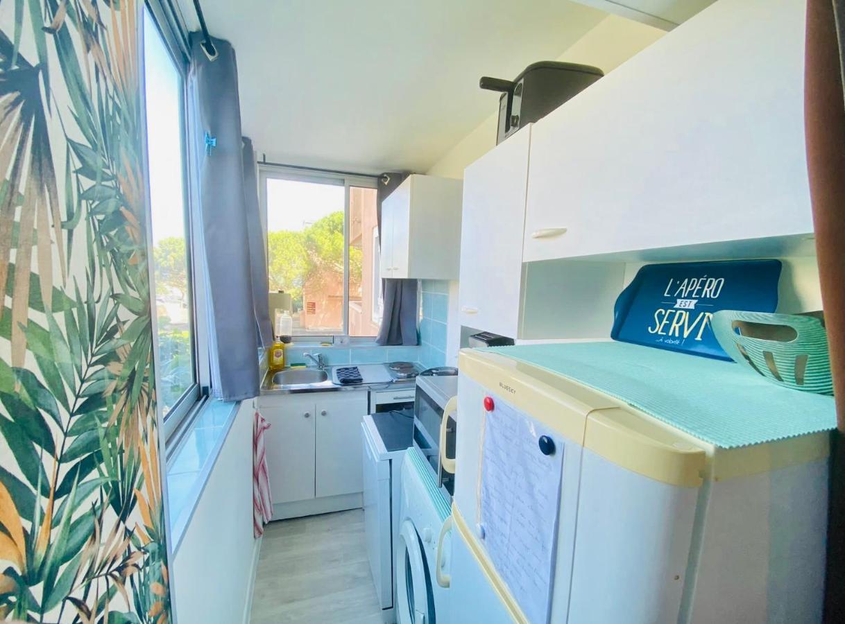Appartement Proche Mer Avec Piscine Et Parking Fleury  Exteriör bild