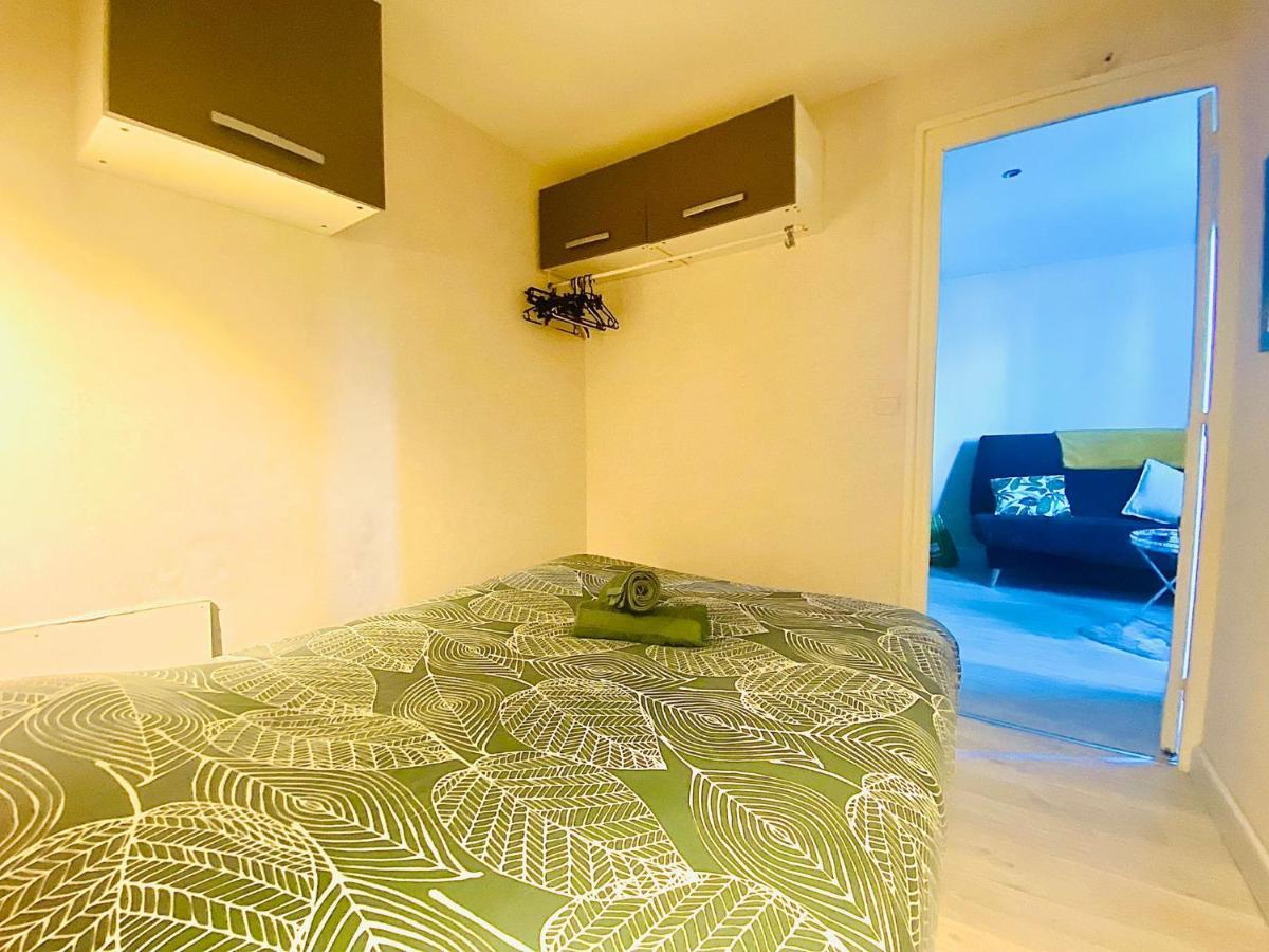 Appartement Proche Mer Avec Piscine Et Parking Fleury  Exteriör bild
