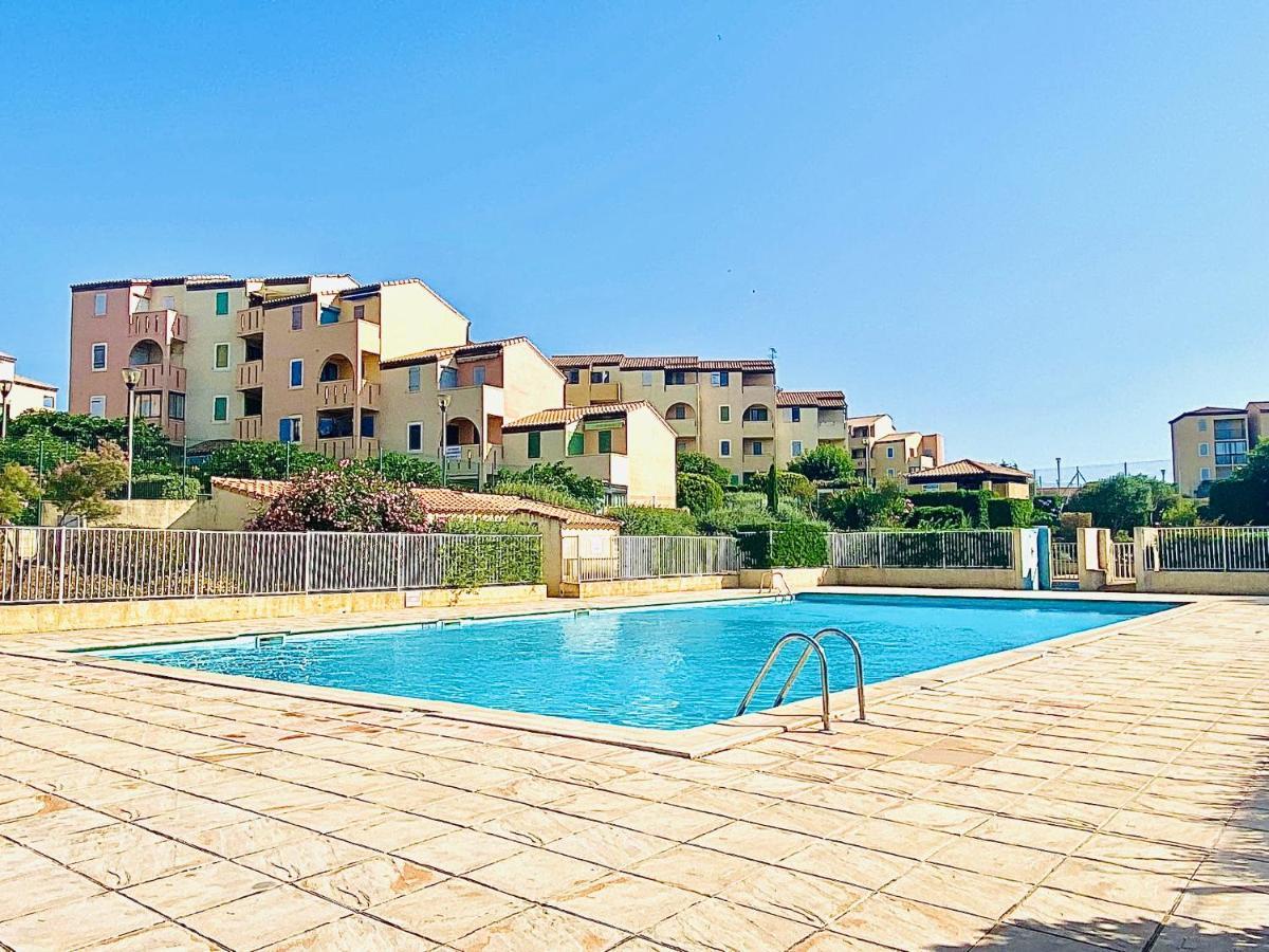 Appartement Proche Mer Avec Piscine Et Parking Fleury  Exteriör bild